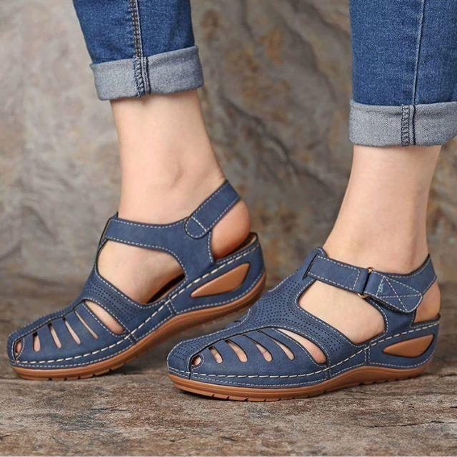 Doris | Sandales découpées en simili cuir avec bride de cheville