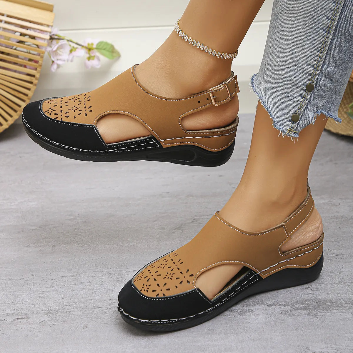 Heike | Sandales compensées douces avec sangle réglable