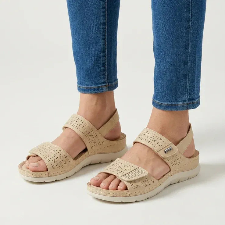 Ilka | Sandales de tous les jours avec semelle douce et velcro
