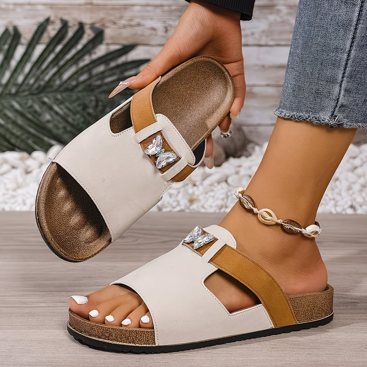 Andrina | Sandales à Talon Élévé avec Élégante Boucle Décorative