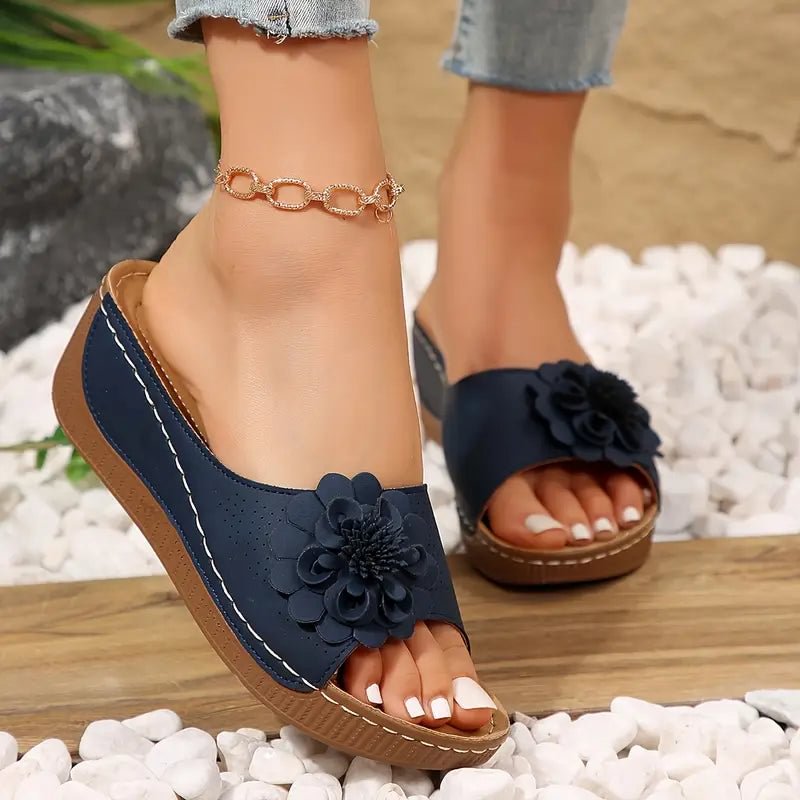 Lena | Sandales à talons minimalistes avec détails floraux